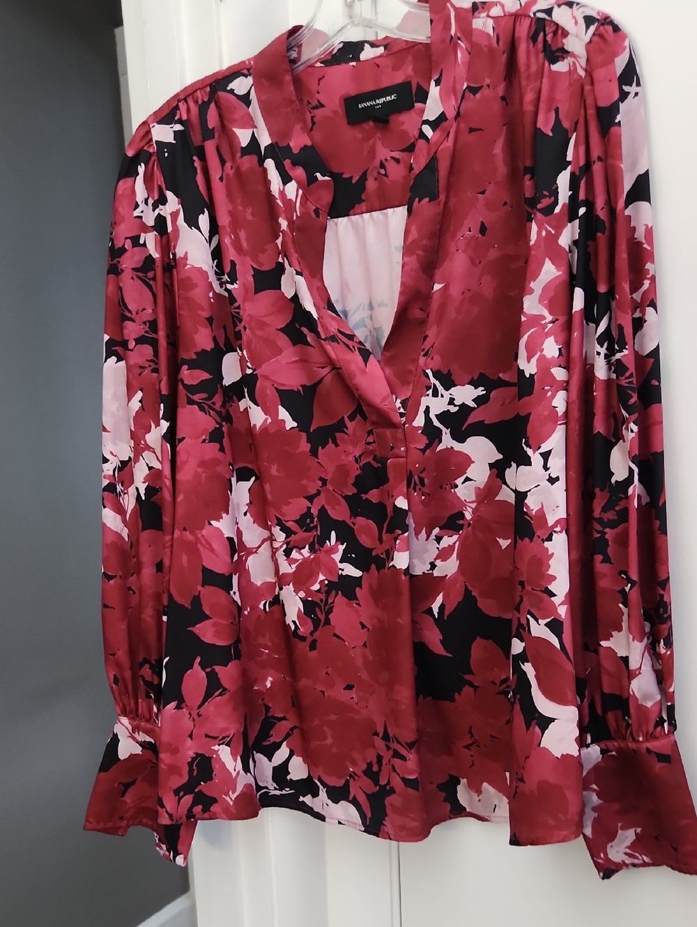 Banana Republic Red, Pink and Black Floral Satin Blouse